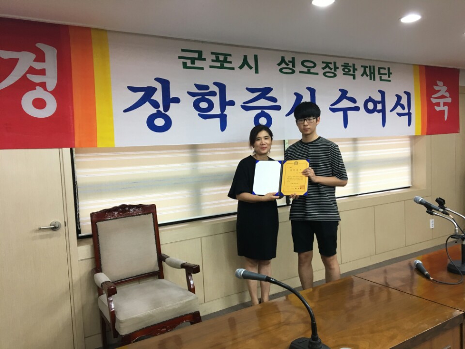 1039985315_W5RuaTQe_8f6af40263e9fdf8c45be94aad8bc7b1d7b532ea.jpeg 이미지크게보기